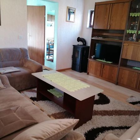 Studio Apartman Barbara Josipdol Zewnętrze zdjęcie