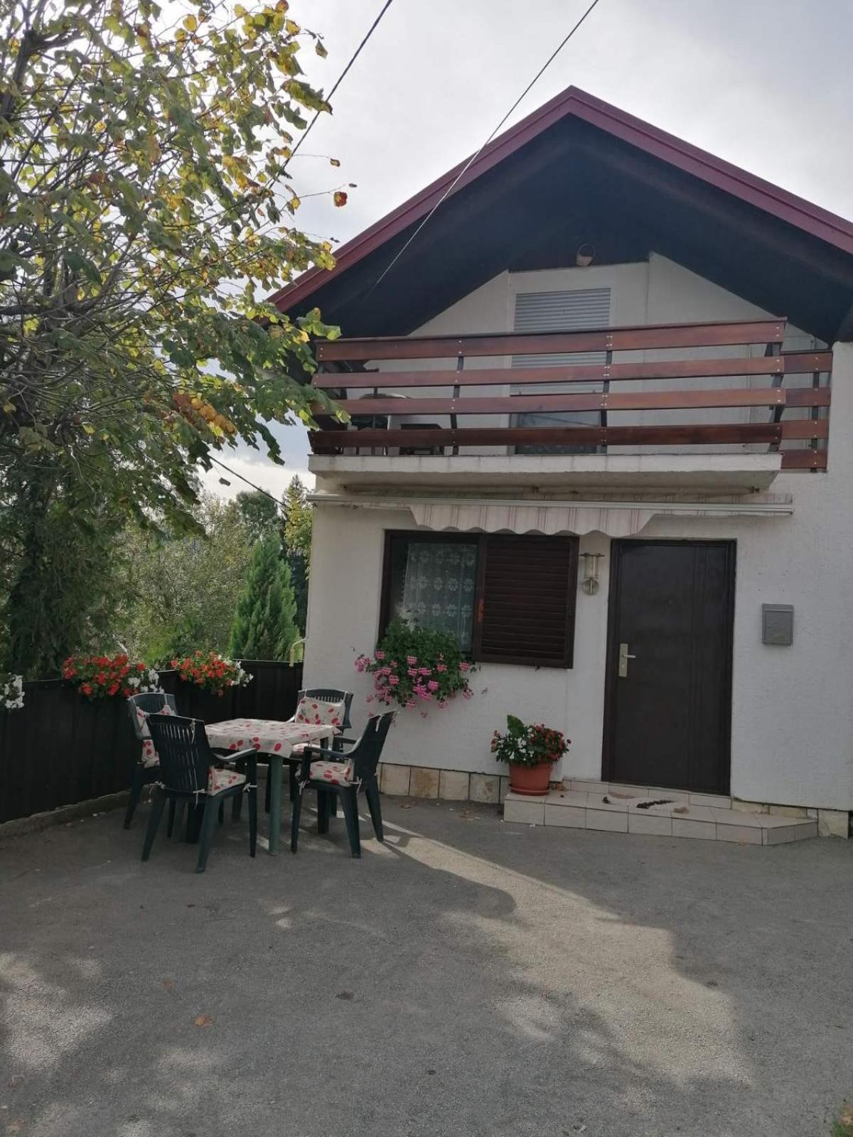 Studio Apartman Barbara Josipdol Zewnętrze zdjęcie
